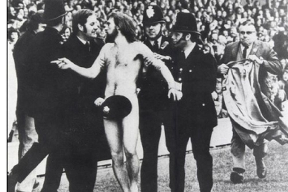 Οι ενοχλητικοί τύποι των γηπέδων (photos)