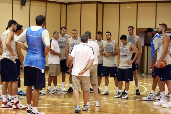 Ώρα… Λονδίνου για Εθνική!