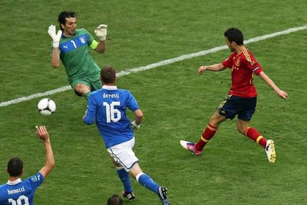 Euro 2012: Φάμπρεγκας: «Δεν περίμενα να παίξω»
