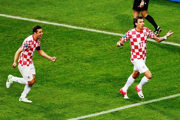 Euro 2012: Και τώρα… τρέχουν οι Ιταλοί (photos+video)