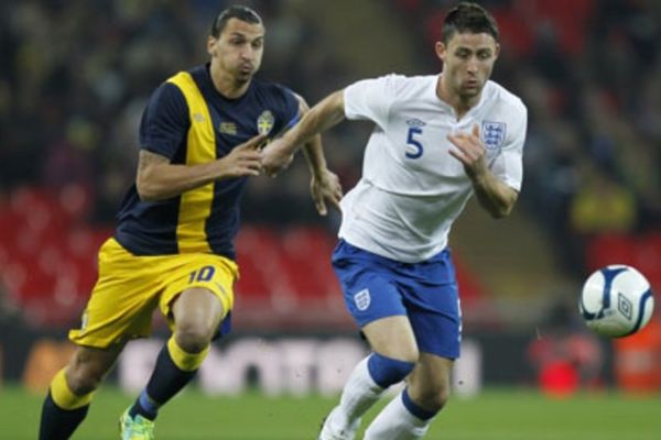 Euro 2012: Στις 22.00 η σέντρα στο Σουηδία-Αγγλία