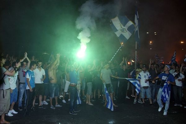 Euro 2012: Ξέφρενοι πανηγυρισμοί στο Ηράκλειο (video)