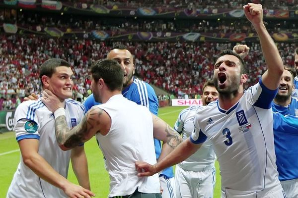 Euro 2012: «Να σβηστεί το χρέος με το Euro 2012»