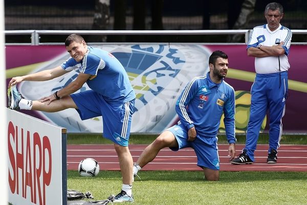 Euro 2012: Ξεκίνημα με χαμόγελα ενόψει Γερμανίας! (photos+videos)