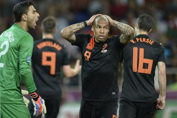 Euro 2012: Ντε Γιόνγκ: «Πρέπει να μαζέψουμε τα κομμάτια μας»