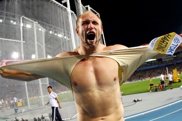 Χάρτινγκ και Ενίς οι κορυφαίοι της Ευρώπης για το Μάιο 