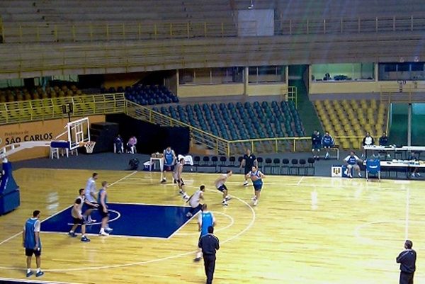 Προσαρμόζονται... οι Έλληνες διεθνείς