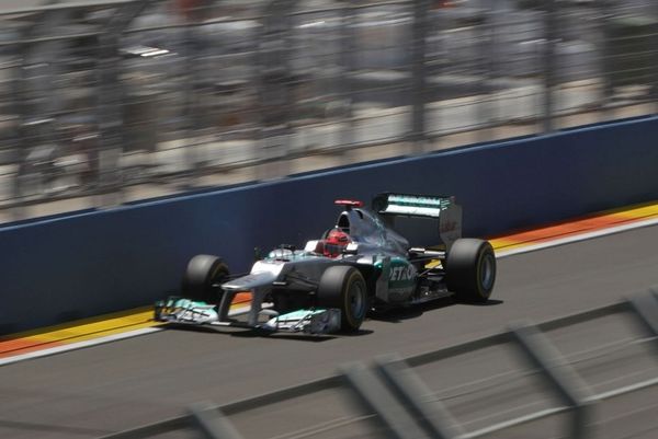 Τρίτος και τυπικά ο Σουμάχερ