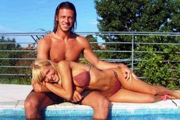 Χώρισε ως... κερατωμένη τον Ντεμικέλις (photos+videos)