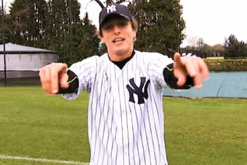 Ο Νταβίντ Λουίζ στους Yankees! (video)