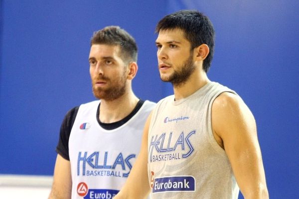 Καϊμακόγλου: «Συγχαρητήρια, αδερφέ»