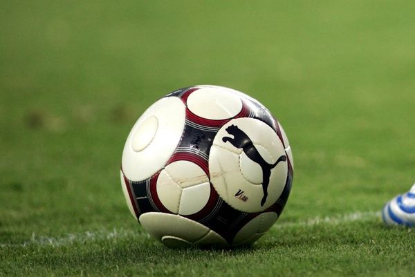 «Φουντώνει» η μάχη της ανόδου στη Football League