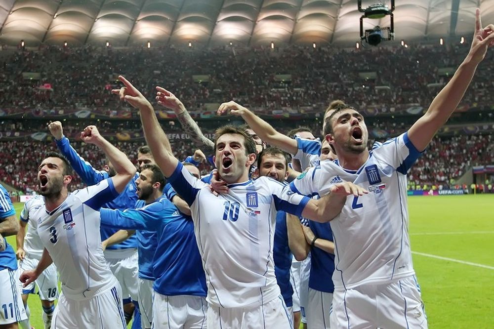 Η Εθνική ποδοσφαίρου στηρίζει Ελλάδα!