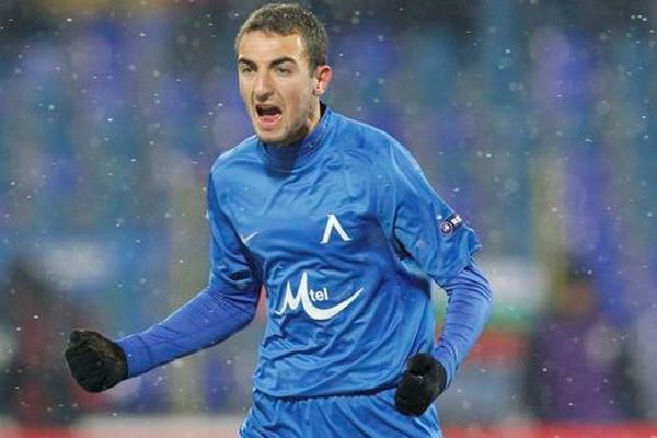 «Κοιτάζει» Μλαντένοφ ο Λεβαδειακός