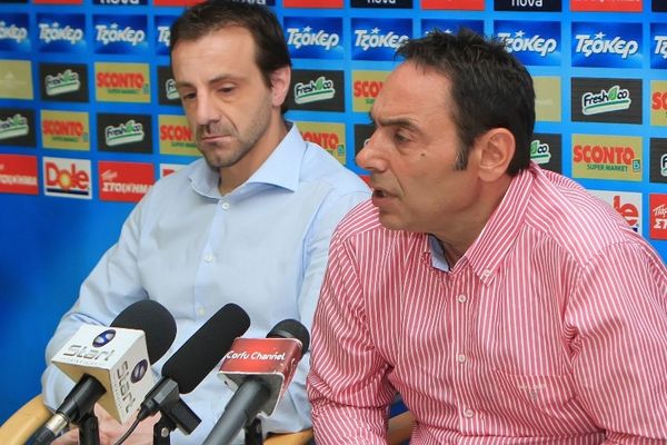 Κέρκυρα: Απουσίαζε ο Χάμπερ, υπέγραψε ο Τσοκάνης