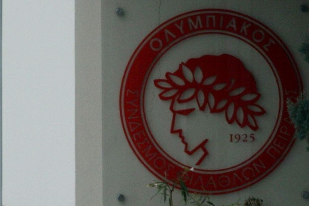 Ολυμπιακός: Ανανέωσαν οι Κολόμβος, Μάζης, Μπλάνης και Σχίζας