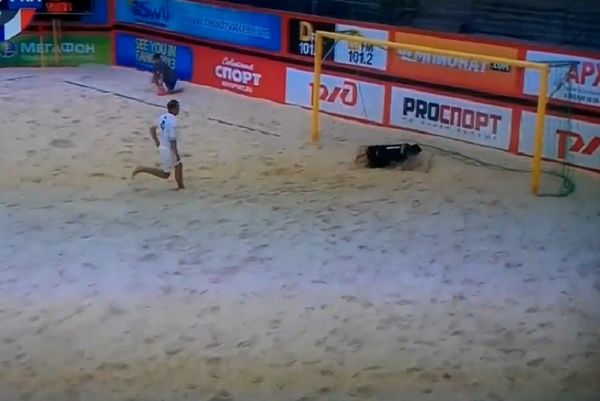 Οι Ρουμάνοι δεν... κάνουν για beach soccer! (video)