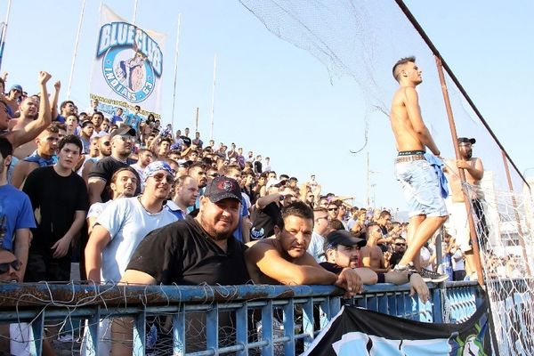 Νίκη Βόλου: Μεθυσμένη… πολιτεία ο Βόλος (photos+videos)