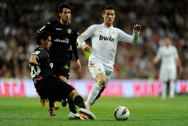 Ρεάλ-Βαλένθια στην πρεμιέρα της Ισπανίας