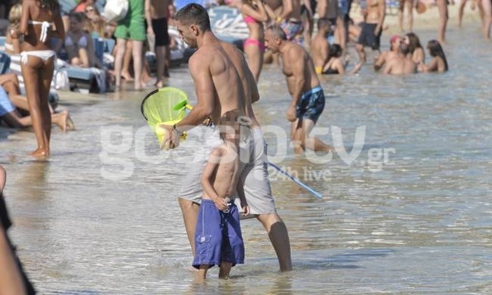 Κατσουράνης στη Μύκονο... Νο 2