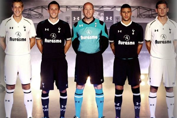 Παρουσίασε τις νέες εμφανίσεις η Τότεναμ (photos)