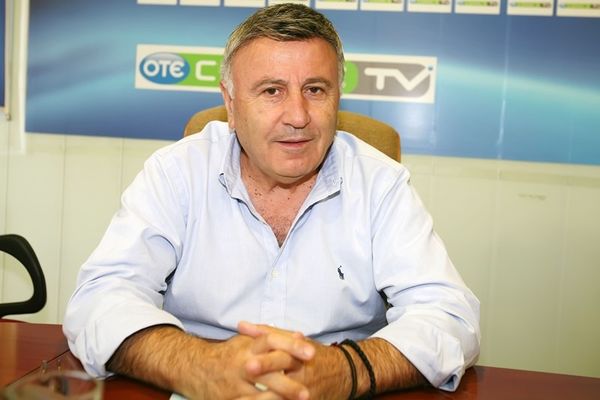 Θεοδωρίδης: «Ας γίνει και η Football League ερασιτεχνική…»