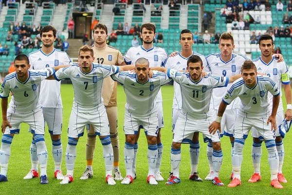 «Έπεσε» με ψηλά το κεφάλι η Ελλάδα (video+photos)