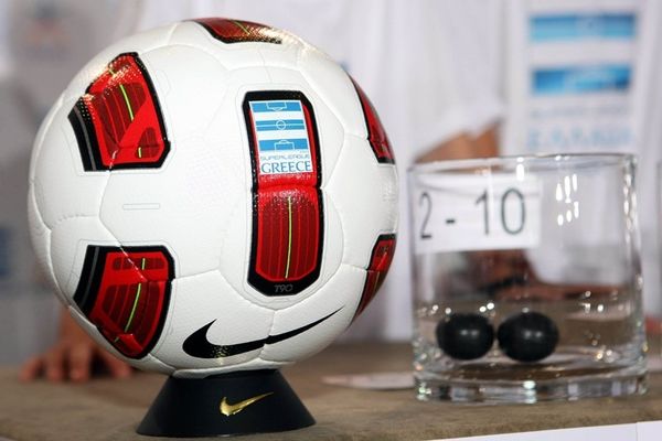 Κληρώνει στη Nova