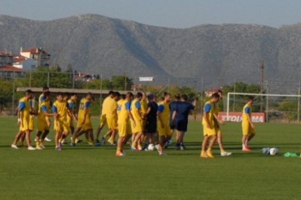 Με 19 παίκτες ο Αστέρας στο Μπακού