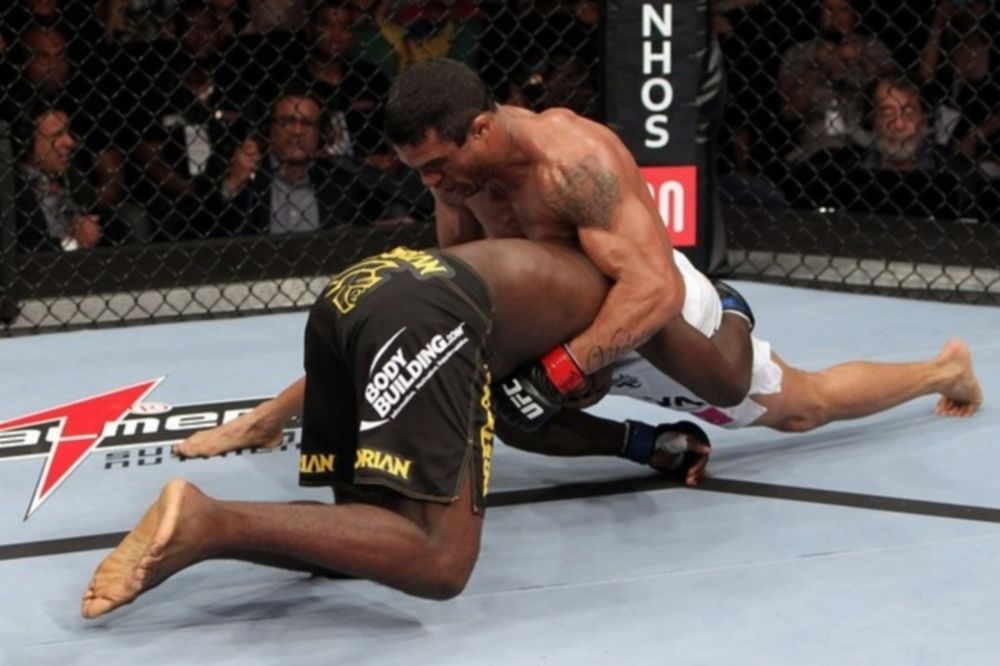 Στο UFC 153 «Belfort vs Belcher»