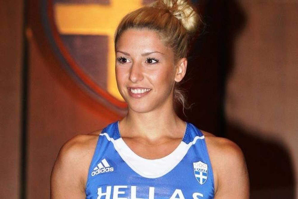 Ο Διονύσης Τσακνής γράφει στην Παπαχρήστου! 