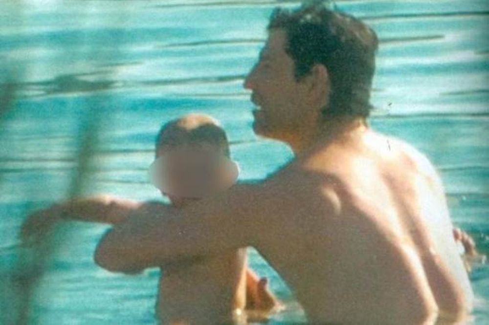 Σάκης Ρουβάς, ένας τρυφερός μπαμπάς 