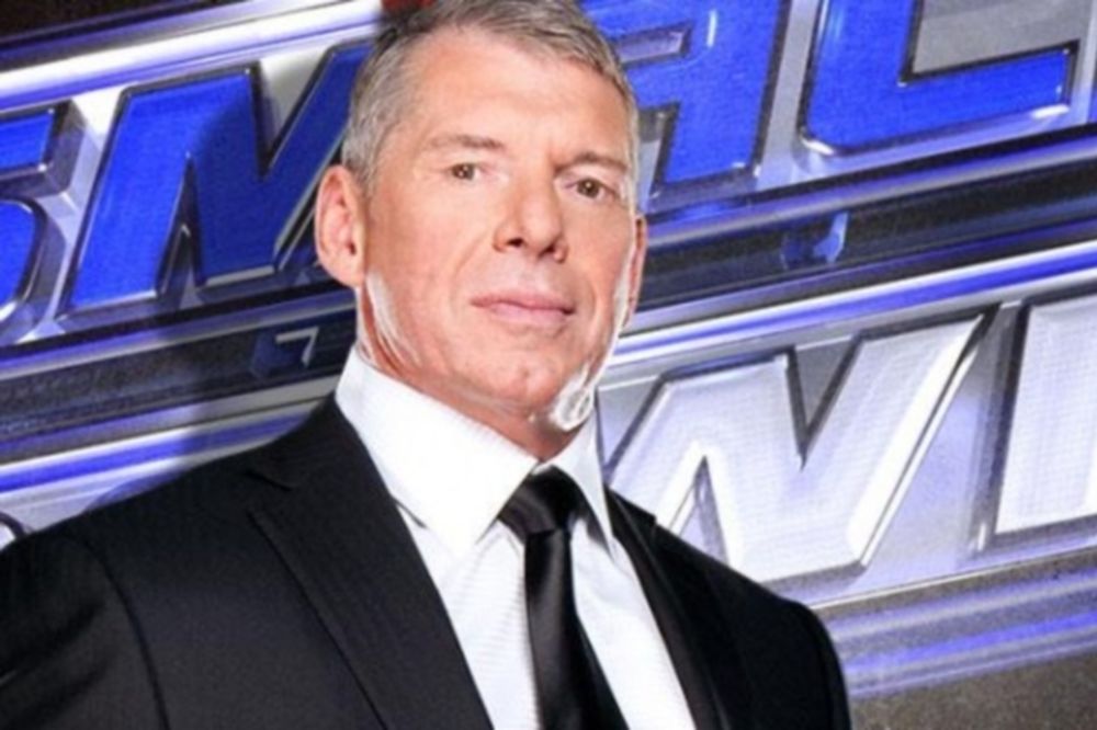 Επιστρέφει και στο SmackDown o Vince McMahon