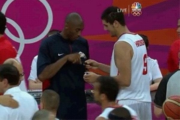 Ολυμπιακοί Αγώνες 2012: «Παρηγορήθηκε» με το αυτόγραφο του Κόμπι ο Χαντιντέιν (video)