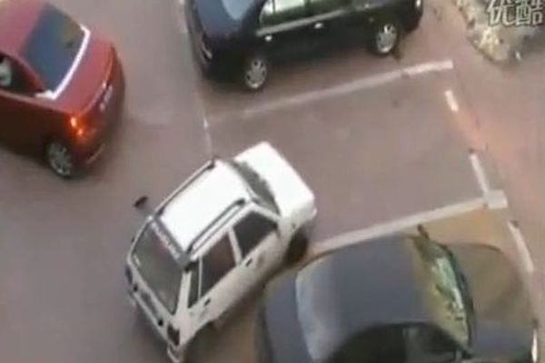 Η «εκδίκηση» της γυναίκας οδηγού (video)