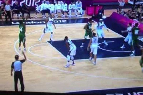 Ολυμπιακοί Αγώνες 2012-Μπάσκετ: Το... άδειασμα στον Χάρντεν (video)