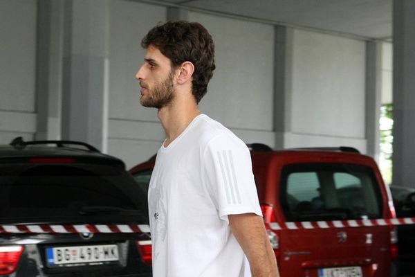 Άπαξ και κοιτάζεις προς το λιμάνι είσαι τελειωμένος