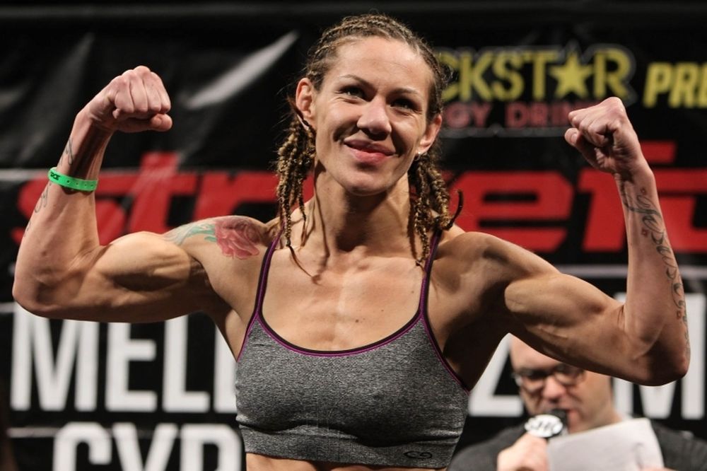 Προς Bantamweight η Cristiane «Cyborg» Santos