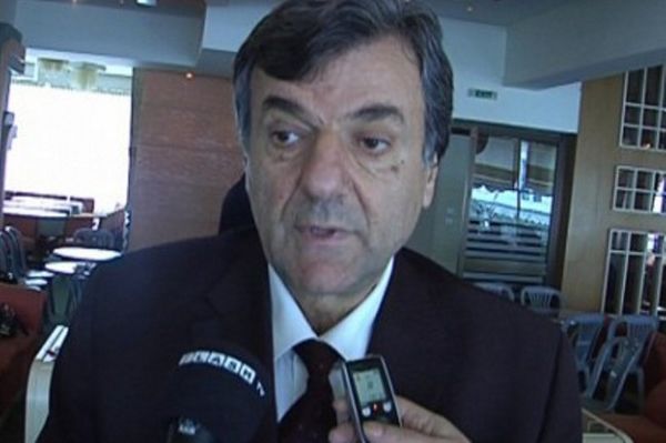 Σάββας: «Στημένοι πίνακες και νταβατζήδες»