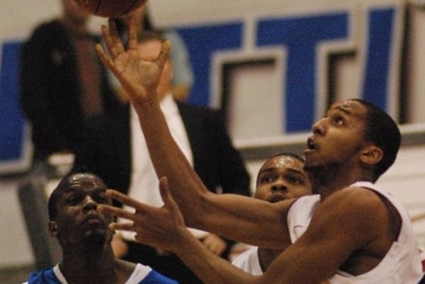 Στην Ελλάδα Κλάιμπερ, Γκραντ