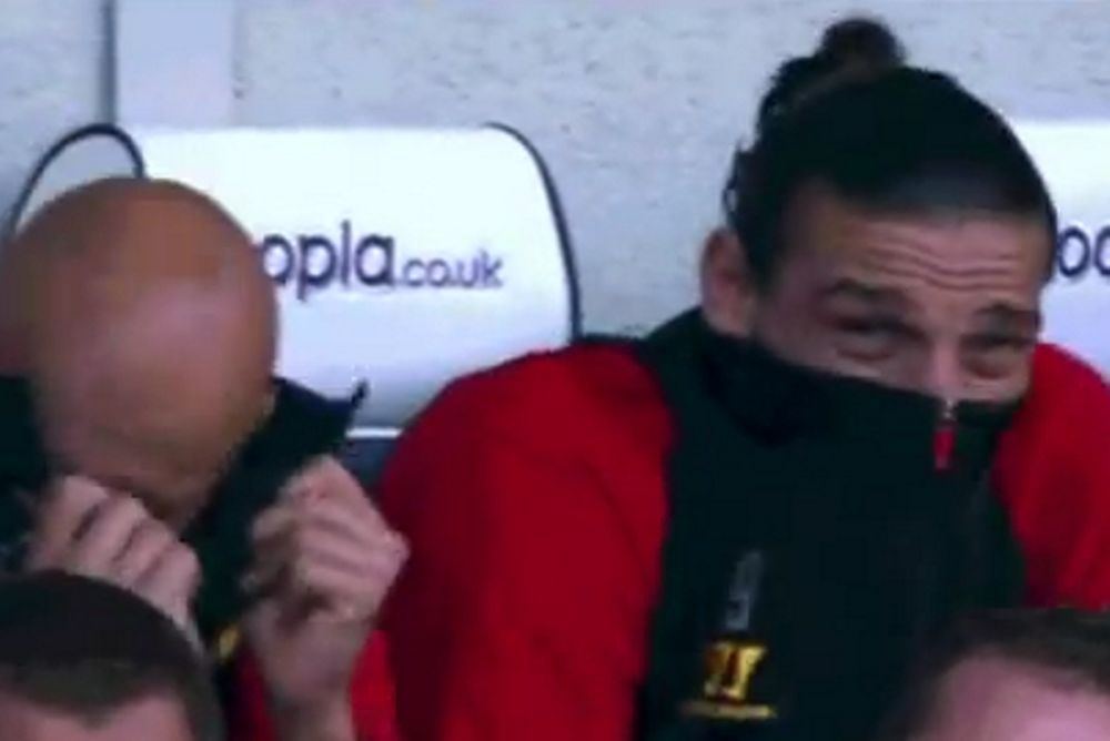 Βρωμάει η… υπόθεση στον πάγκο της Λίβερπουλ (video)!