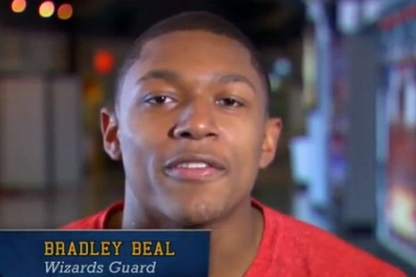 Το ΝΒΑ μας συστήνει τον ρούκι των Ουίζαρντς, Μπράντλεϊ Μπιλ (video)