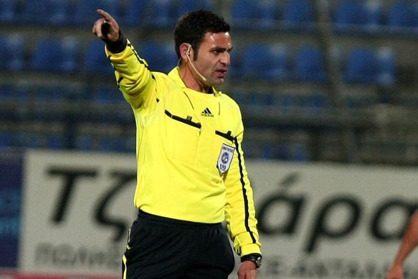 Κομίνης στη Λιβαδειά, Βοσκάκης στη Βέροια