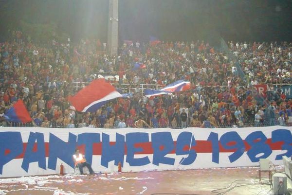 Πάνθηρες: «Είστε λίγοι για τον Πανιώνιο!»