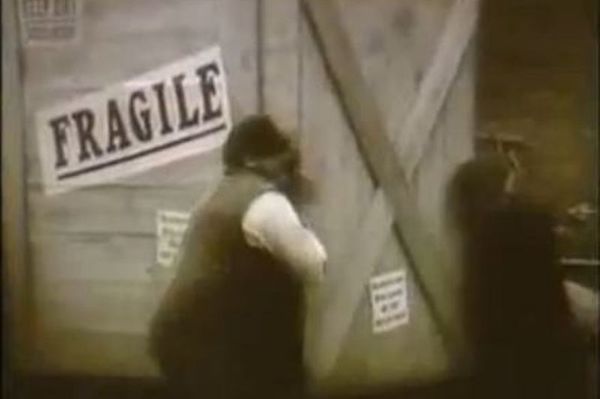 Το πεπρωμένον φυγείν αδύνατον (video)