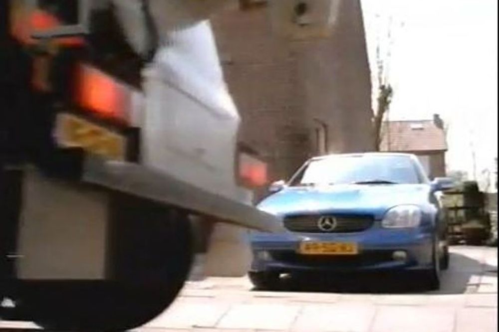 H εκδίκηση του απατημένου συζύγου (video)