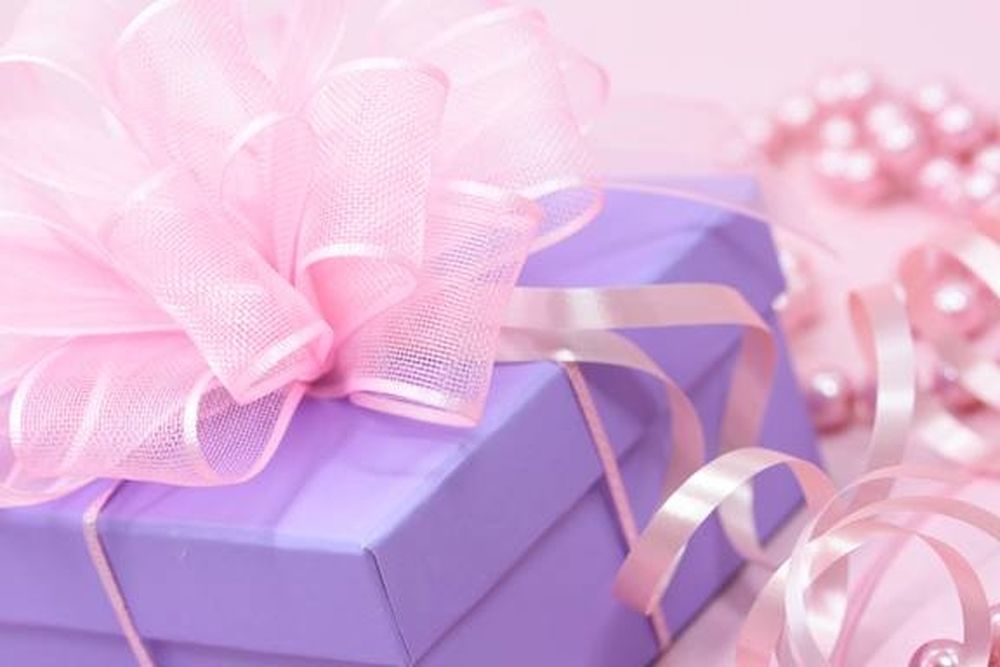 Βίντεο σοκ: Τέτοιο δώρο να μη σας τύχει...