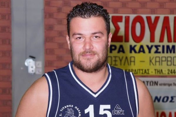 «Χαζομπαμπάς» ο Γκαντιάς