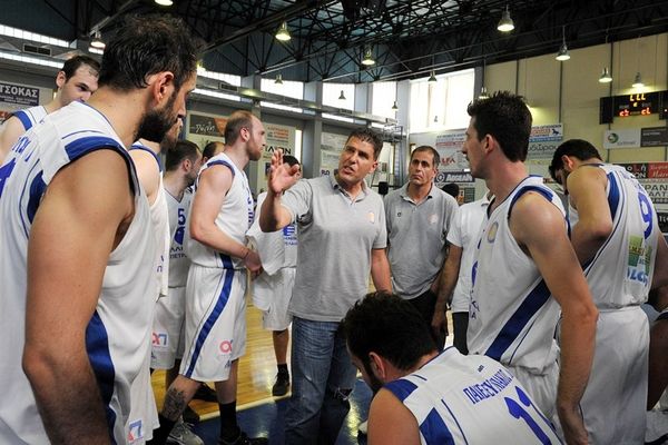 Περιμένει τη βοήθεια του κόσμου ο Πανελευσινιακός