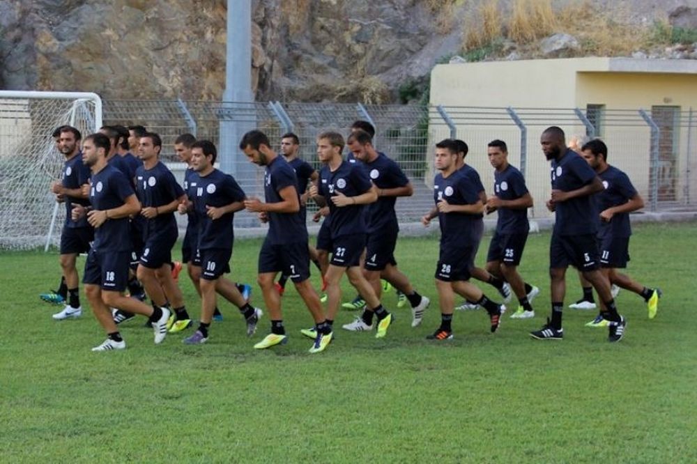 Κλείνει καρέ φιλικών η Καλλονή